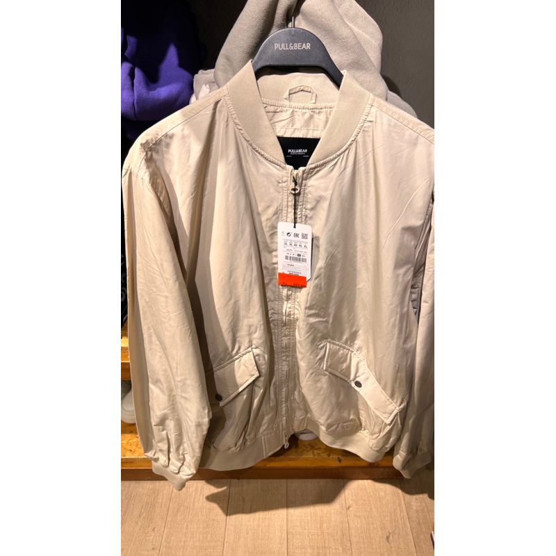 jaket bomber pull and bear