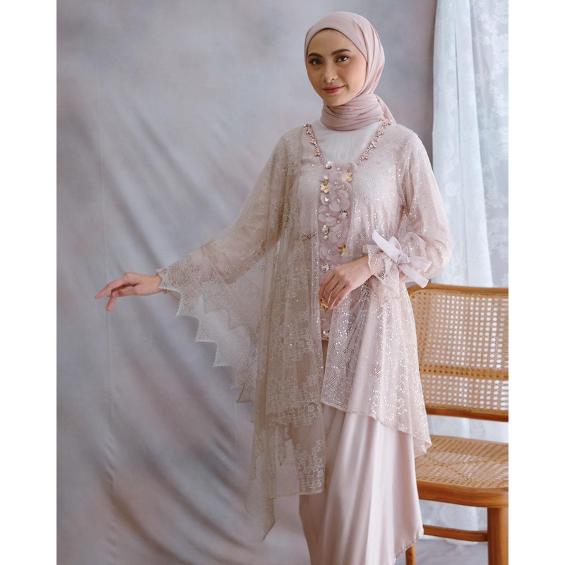 (SEWA KEBAYA WISUDA LAMARAN FULLSET) Kaytlin by Jaleela.id (Longsleeve/Tanktop) |*Baca Description B