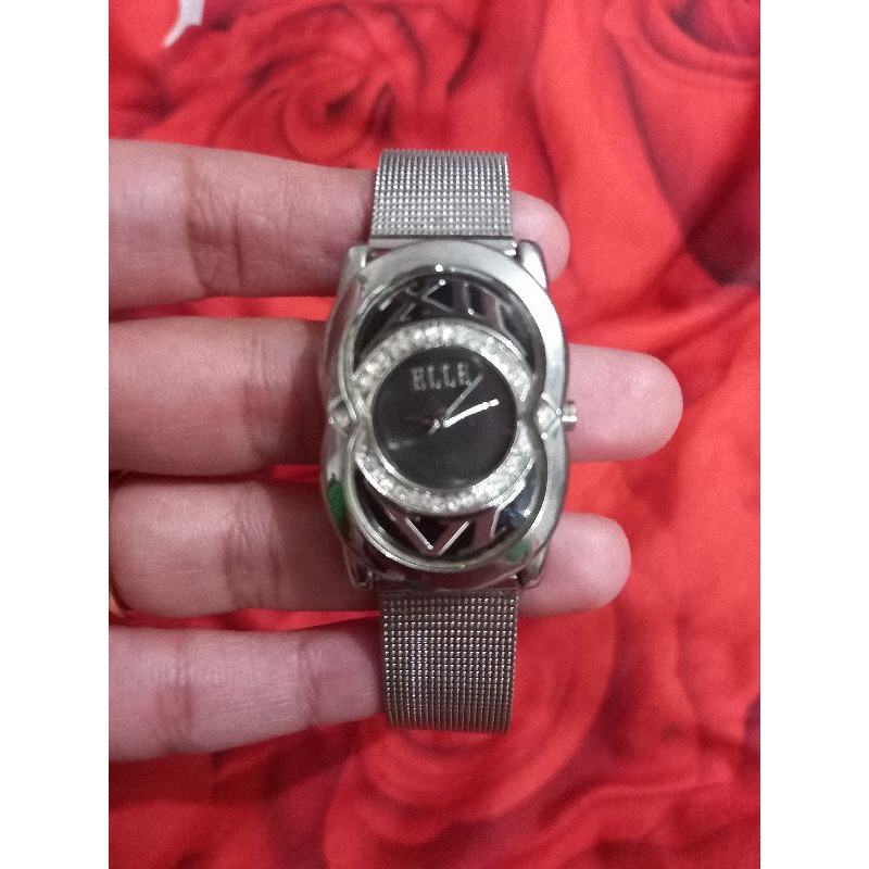 preloved jam tangan ELLE authentic