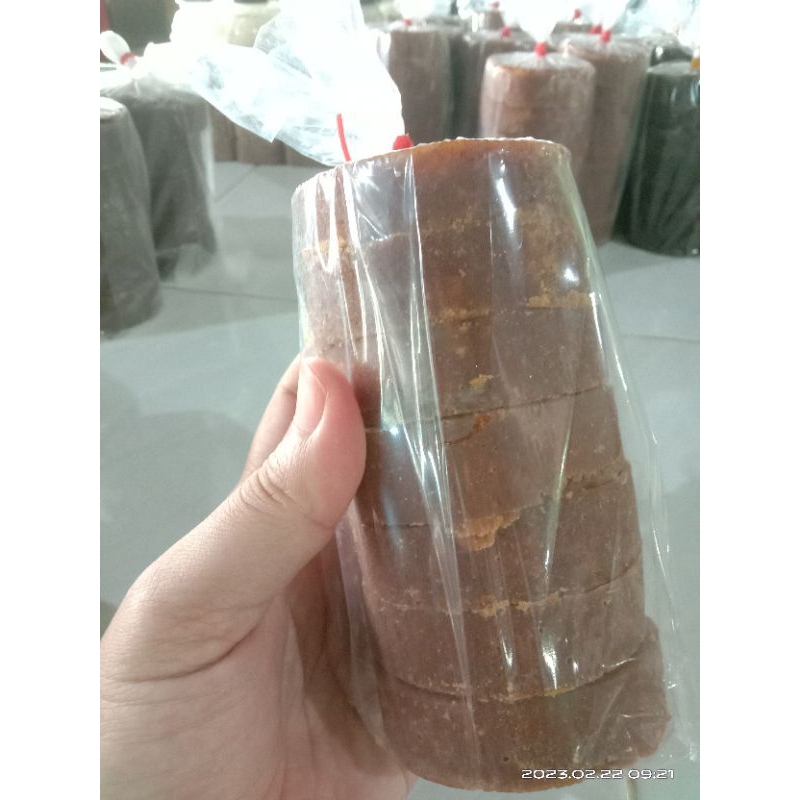 

GULA KABUNG isi 7 keping, KWALITAS Biasa KUNING ukuran ( ± 450 gram )