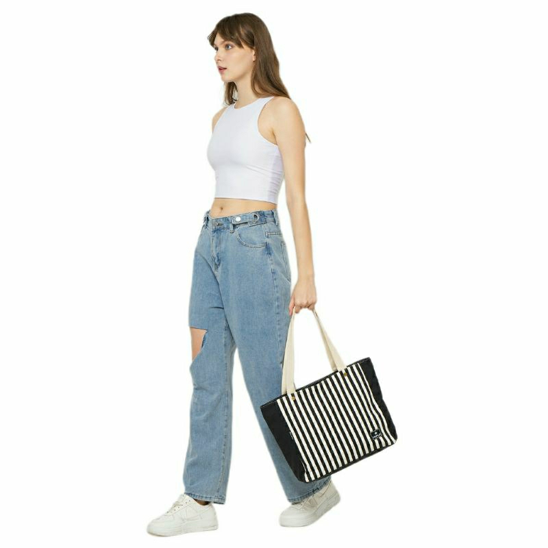 Totebag kanvas/totebag lucu/totebag motif/tas wanita