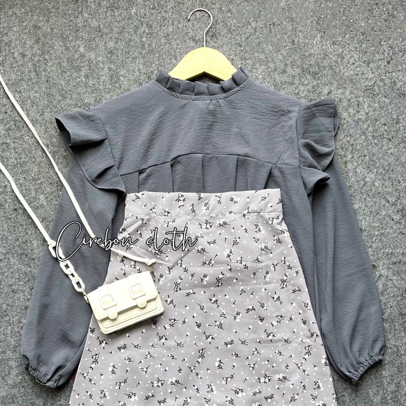ONE SET PETTERN SKIRT FLORAL SKIRT (Cirebon Cloth)-Rok grey blus AbuTua