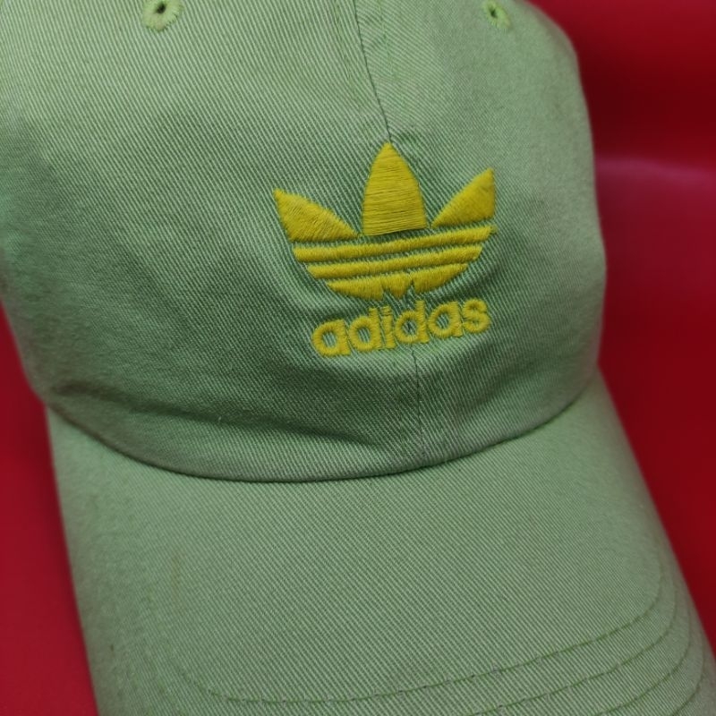 Adidas Trefoil