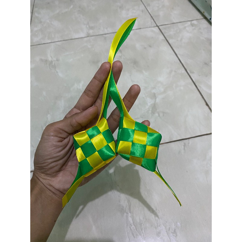 

ketupat pita besar/hampers pita/pita aplikasi/ketupat idul fitri
