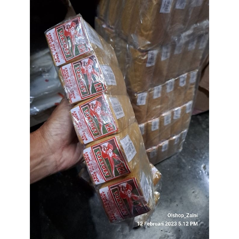 

1 pak atau 5 bungkus Teh tubruk SUPER Tjatoet 100 gram aroma melati khas dan berkualitas