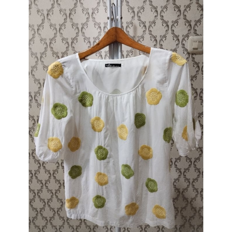 Preloved Blouse Katun Motif Bordir