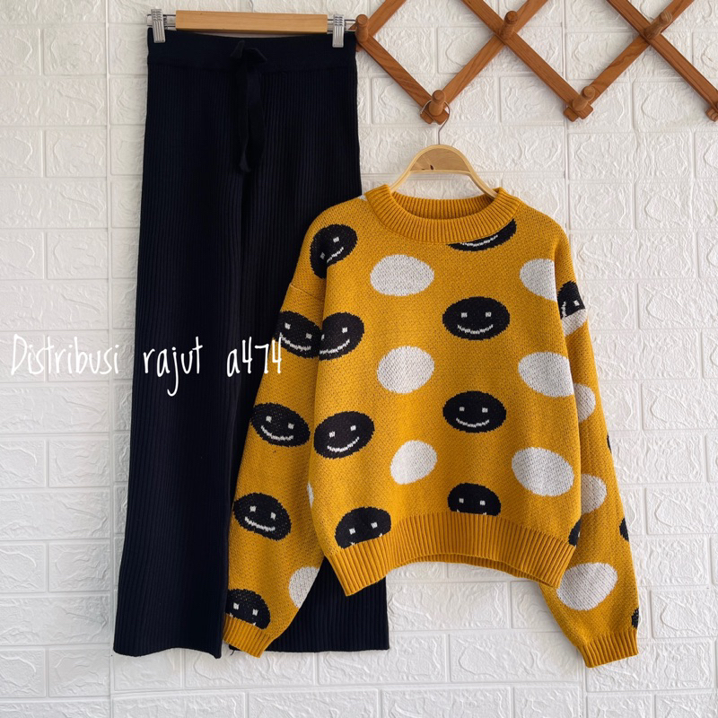 HANABI SWEATER RAJUT MOTIF SMILE ATASAN LENGAN PANJANG WANITA