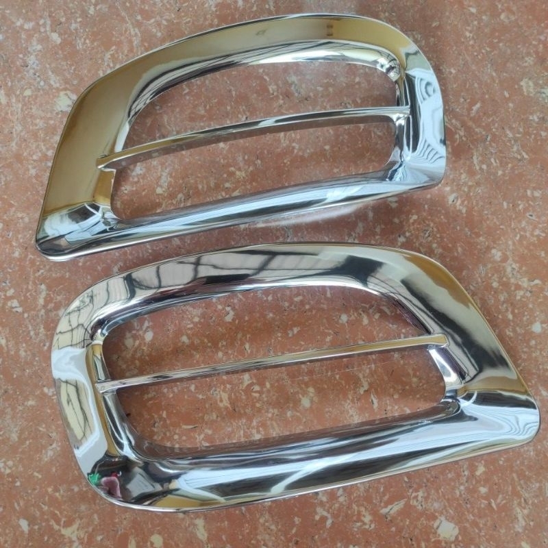 cover garnis garnish ring foglamp bumper depan mobil toyota innova inova new 2009 2010 2011 crome chrome tempel