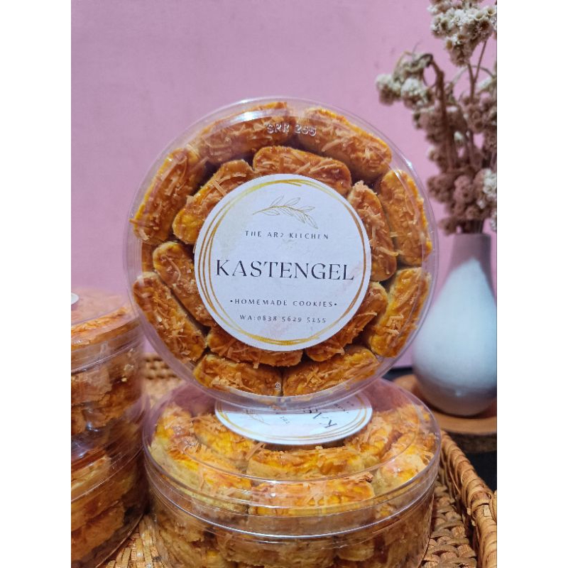 

BEST SELLER KASTENGEL KEJU RENYAH KUE KERING LEBARAN HAMPERS