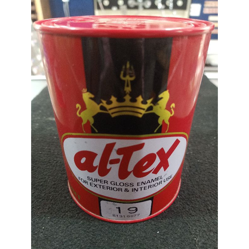 Cat Kayu dan Besi Altex 800gr