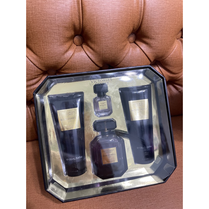 Victoria's Secret Bombshell Oud Gift Set