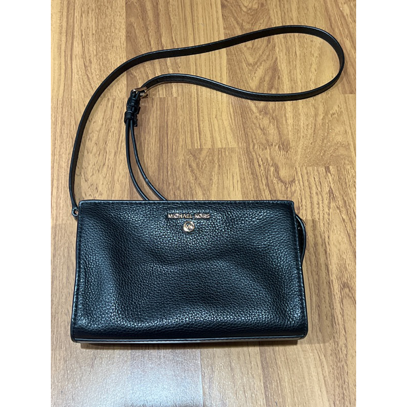 MK Valerie Hitam Crossbag Mini PL