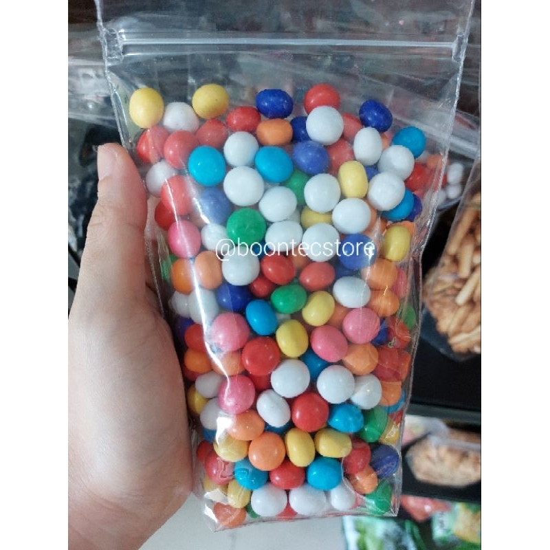 

Biskuit Pelangi / Biskuit Bola Pelangi 200 Gram Cemilan Snack Makanan Ringan