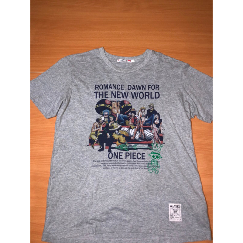 kaos uniqlo one piece second