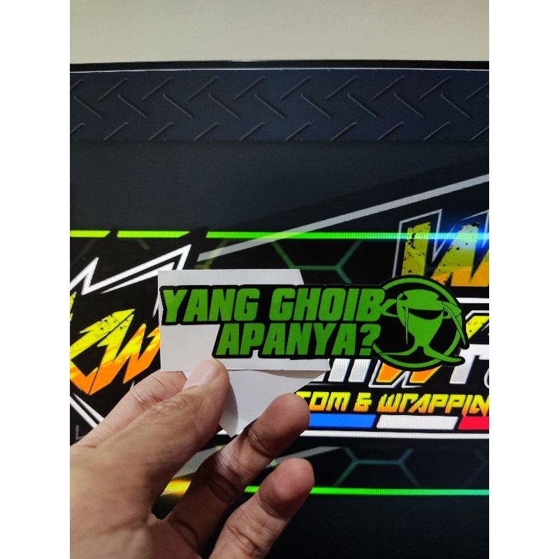 STIKER YANG GHOIB APANYA