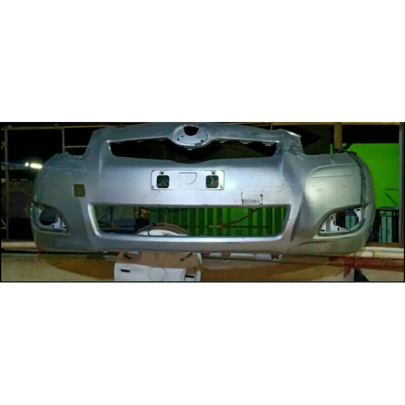 bemper depan toyota yaris 2009-2011 original