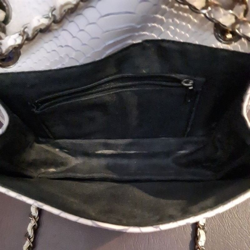 TAS SNAKE SKIN MOTIF PRELOVED