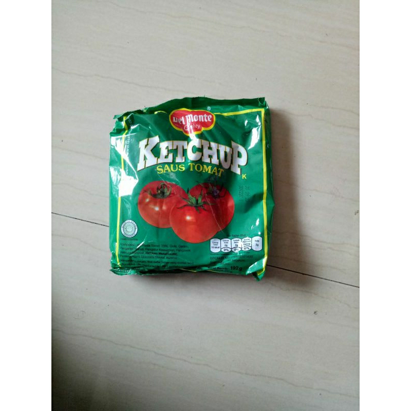 

saus tomat delmonte sachet 8g