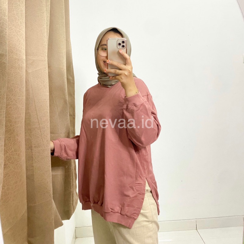 KOREAN SWEATER / SEOUL SWEATSHIRT BY NEVAA.ID