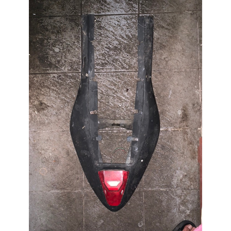 undertail body r15 v2