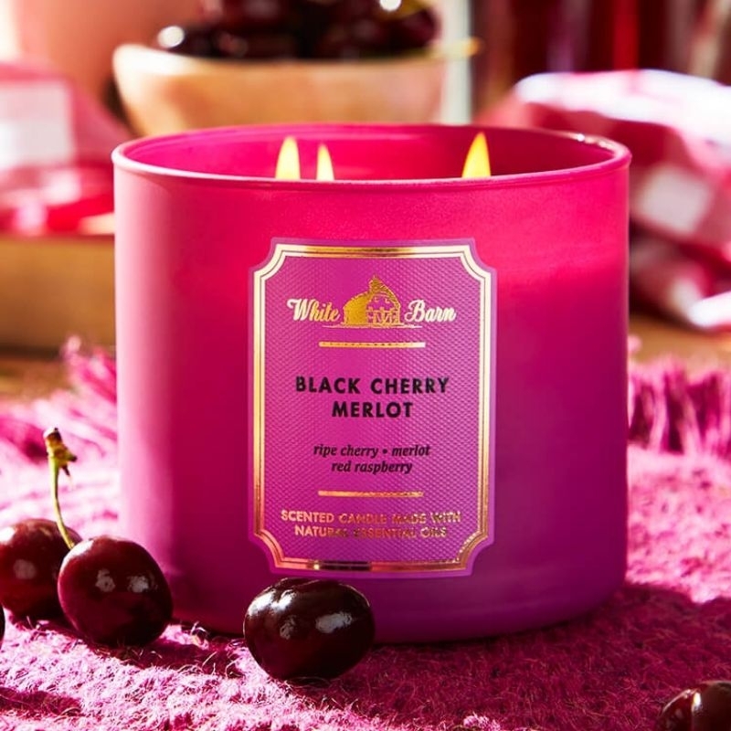 BATH &amp; BODY WORKS BBW BLACK CHERRY MERLOT 3-WICK SCENTED CANDLE 411 G LILIN WANGI 3 SUMBU UKURAN BESAR PENGHARUM RUANGAN