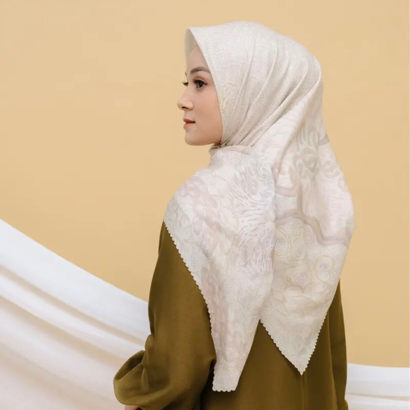 Wearing Klamby - Kana Scarf