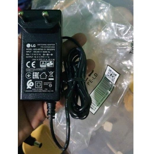 ADAPTOR LG ORIGINAL 19 VOLT 19V 1.7 AMP SWITCHING ADAPTER ADS-40FSG-19