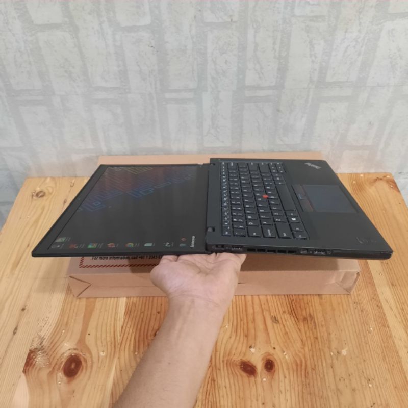 Laptop Lenovo Thinkpad T450S Cor i5-5200U Ram 4GB SSD 256GB/SSD 128 Windows 10