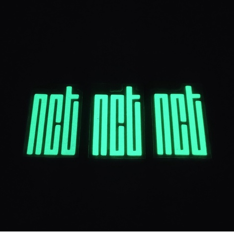 STICKER LOGO NCT GLOW IN THE DARK