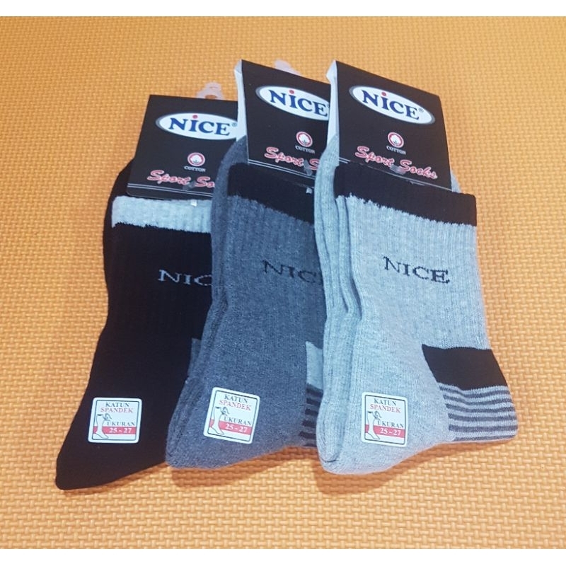 1 pc Kaos kaki sport tebel merk Nice