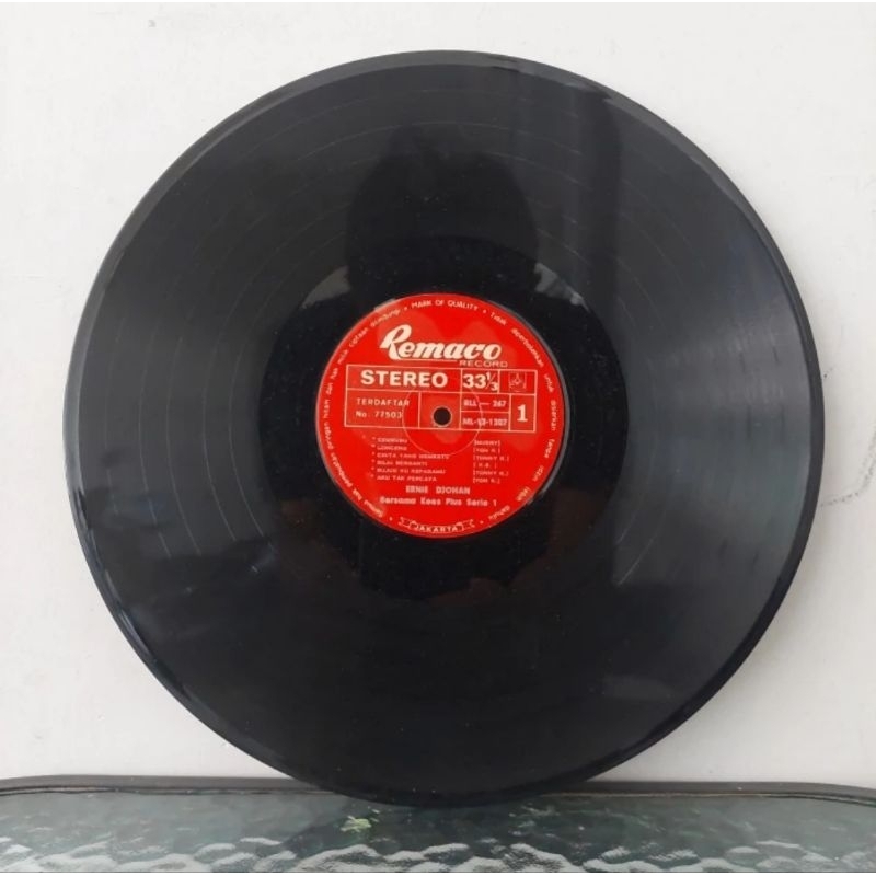 Vinyl Piringan Hitam 12 inch Ernie Djohan - Koes Plus - Cemburu dll