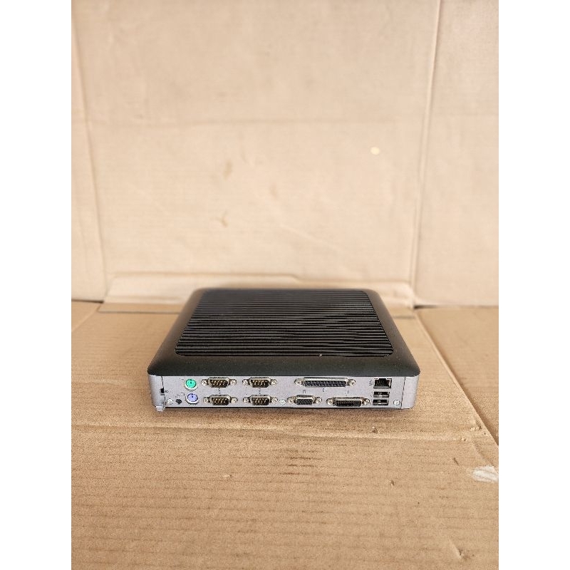 PC MINI HP T630  AMD GX 420 G1 R7 E CUAD CORE  4GB SSD 128GB LIKE NEW