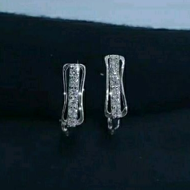 anting jepit emas 750 murah meriah