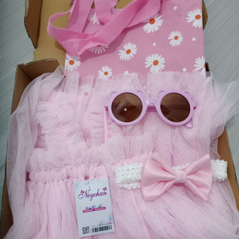 paket hampers murah anak ulang tahun dress bayi neychan