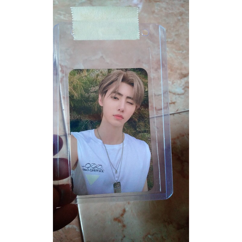 [BOOKED] Photocard yizhiyu yzy r3 mdo sunghoon wink