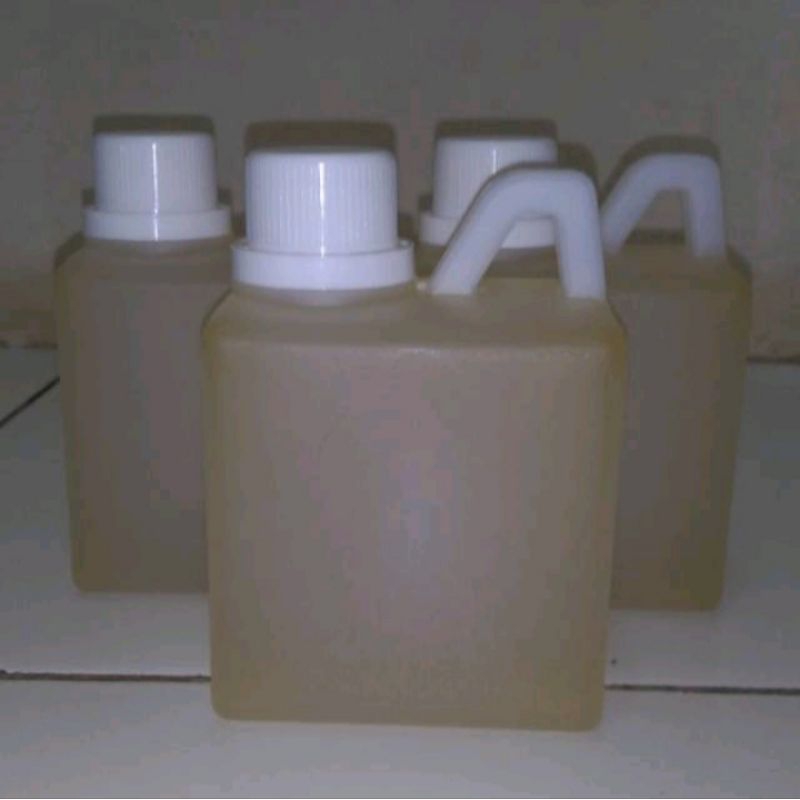 Minyak Kelapa Asli 1000ml Murni 100% Klentik Kelentik Keletik Lentik Leuntik Letik