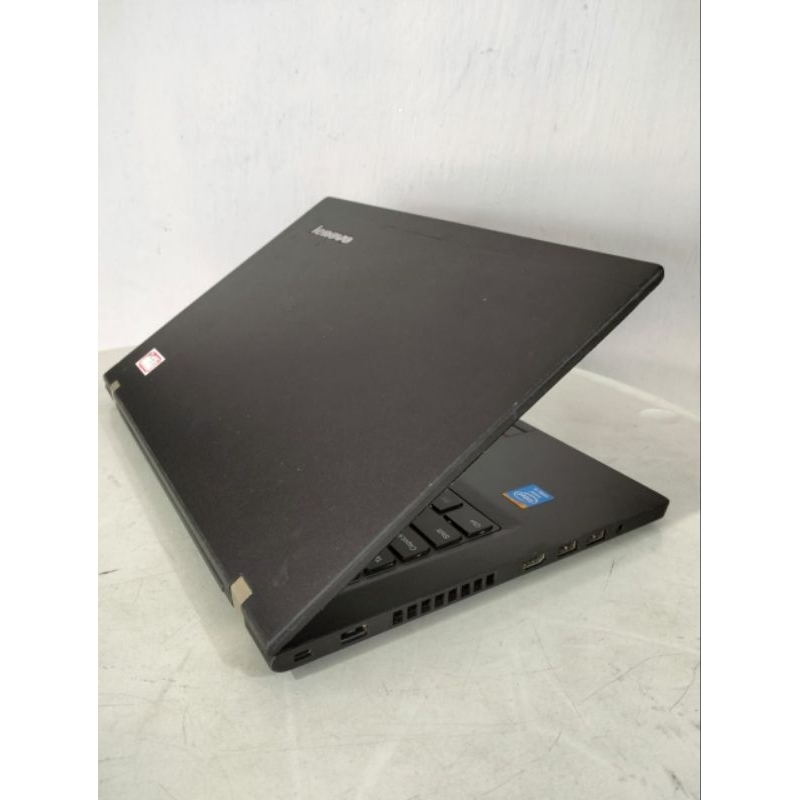 laptop second Lenovo k20 core i5 gen4 ram 4gb hardisk 500gb bergaransi