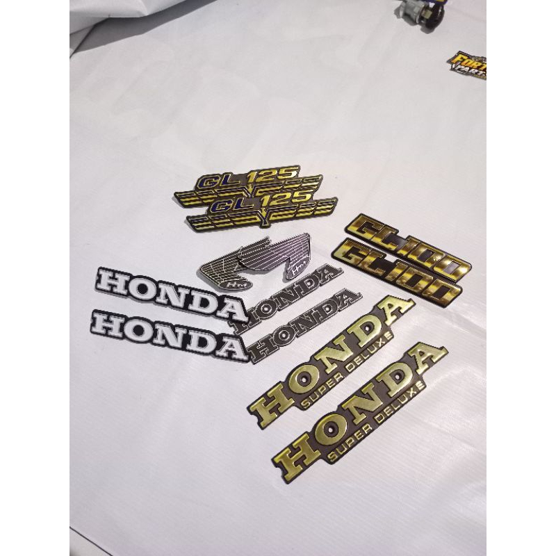emblem logo tanki dan box aki cb125, cb100, gl 100 import berkualitas mirip ori