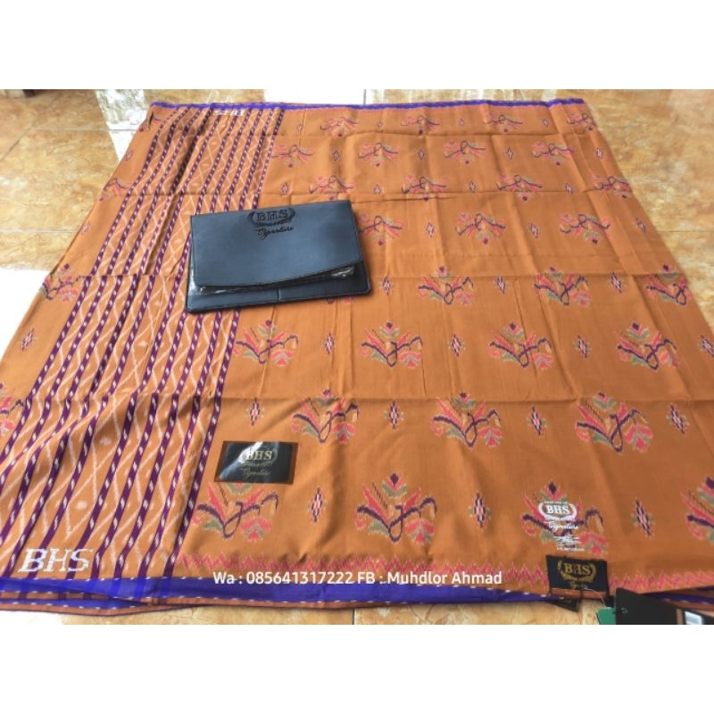 Sarung BHS MST Signature Gold