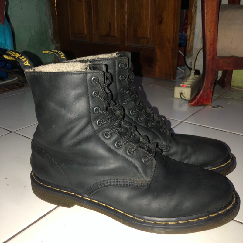 dr martens 1460 serena