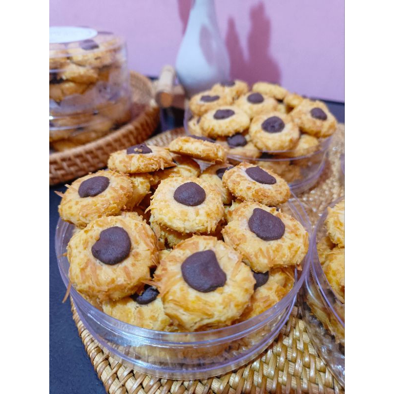 

THUMBPRINT COOKIES KUE KERING KEJU COKLAT KUE LEBARAN HAMPERS KUE KERING MURAH KUE KERING PARCEL