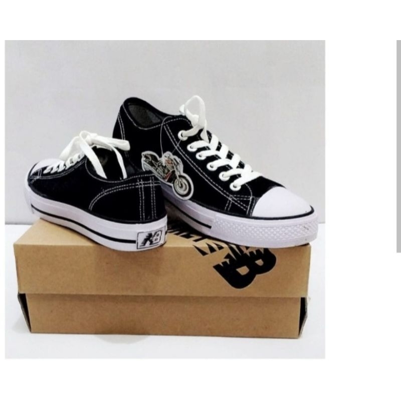 Sepatu sekolah master basket boot pendek  Promo original
