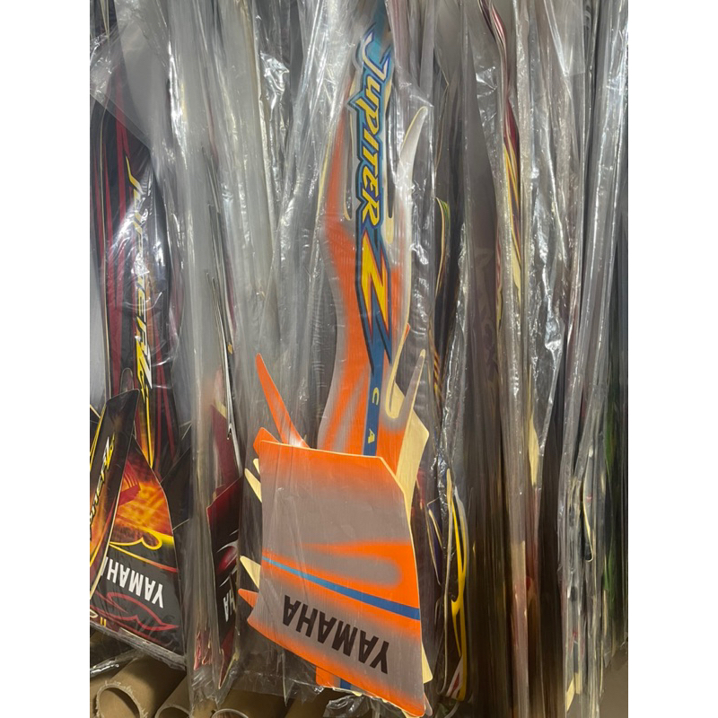 STIKER STRIPING MOTOR JUPITER Z CW 2005 ORANGE SILVER