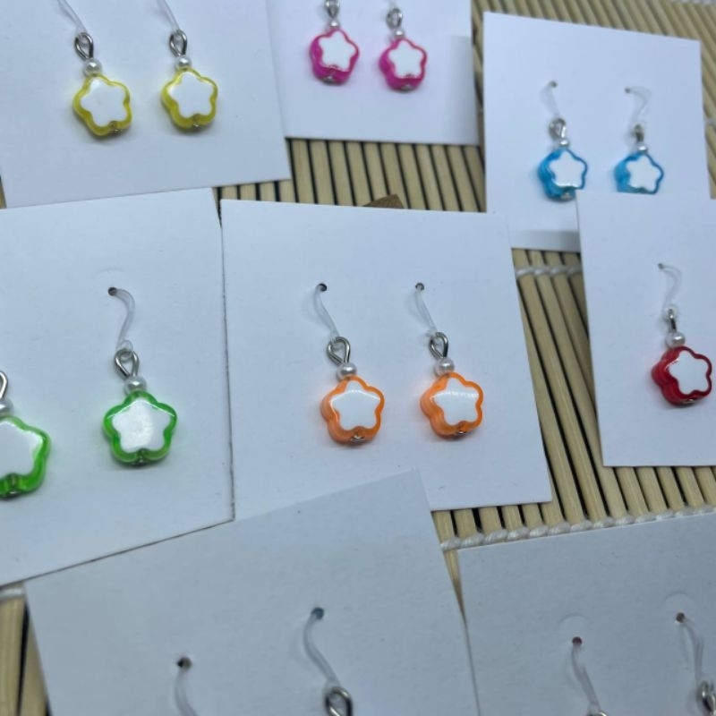 HANDMADE ANTING ANAK/DEWASA KAITAN PLASTIK MOTIF BUNGA(2D)