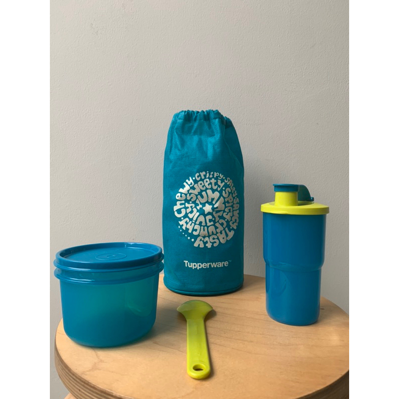 Kotak Makan anak TK Tupperware ori berikut tumbler&sendok&tas serut