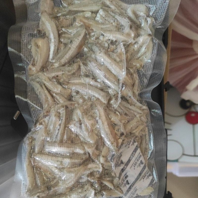 

Teri jengki tanpa kepala