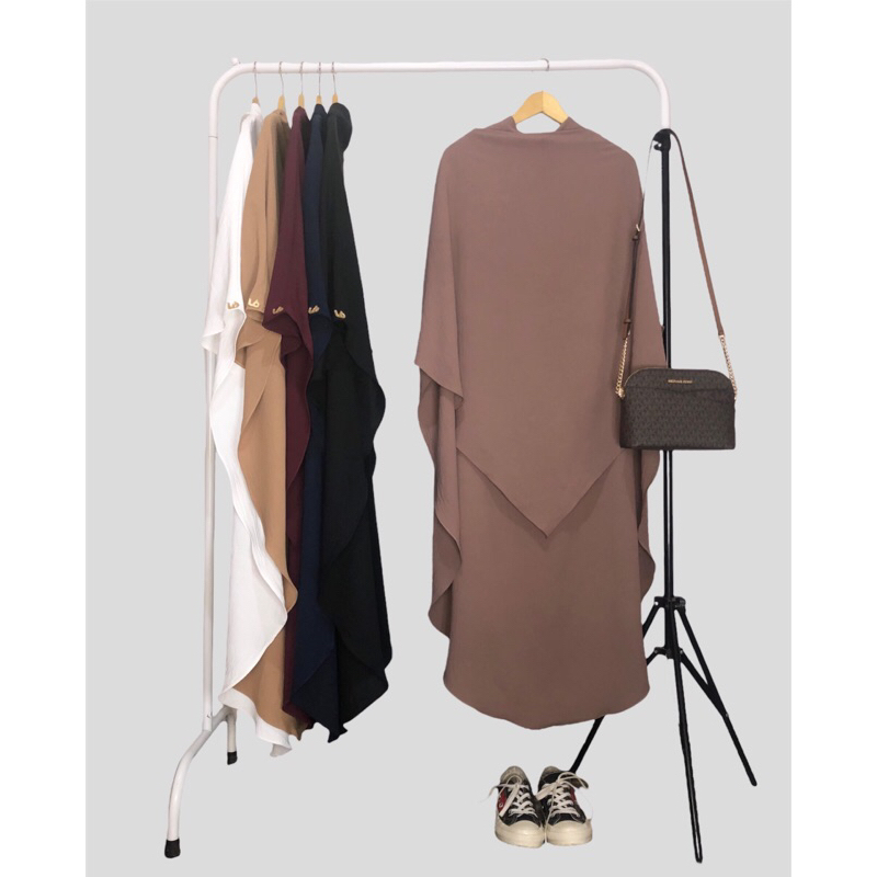 FK instan by FA / FK HAWA SLIM INSTAN / Fk RAWDA / FK DITSY / PVRA / CONVERSE