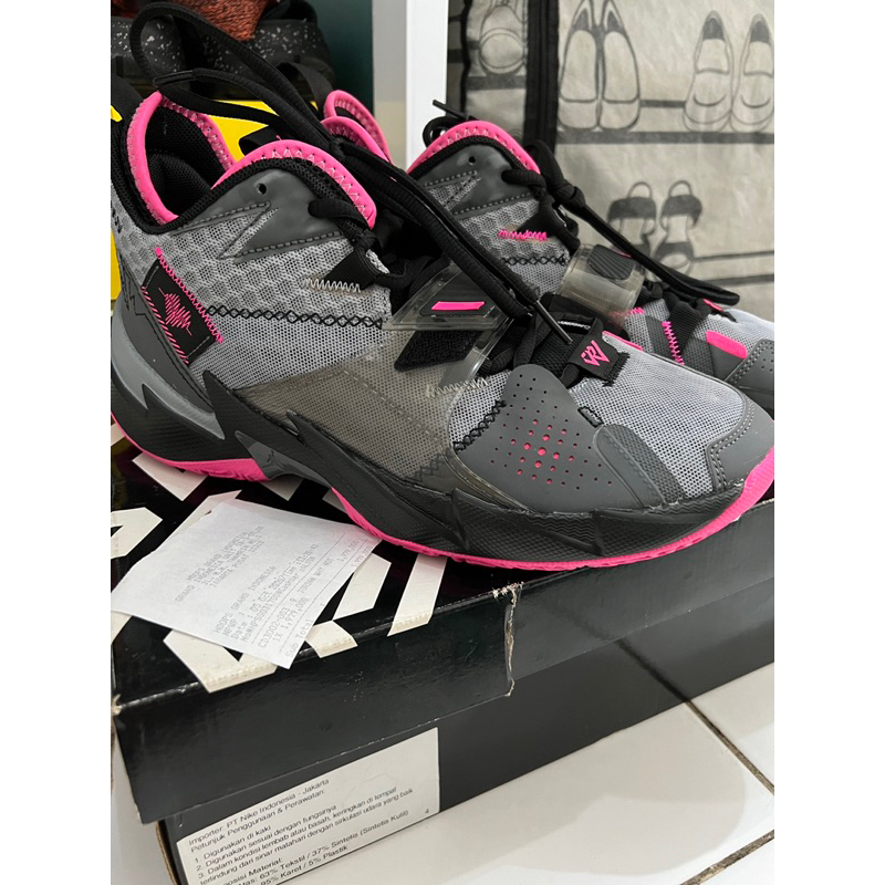 PRELOVED JORDAN WHY NOT ZERO PINK BLACK