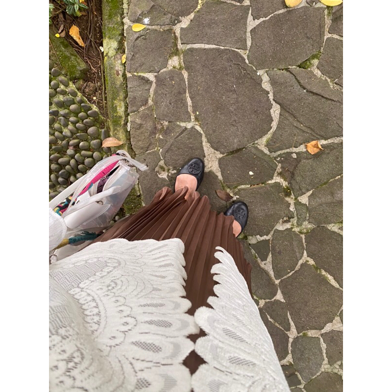 Flowy Pleats Skirt / Rok Plisket by Milposhka