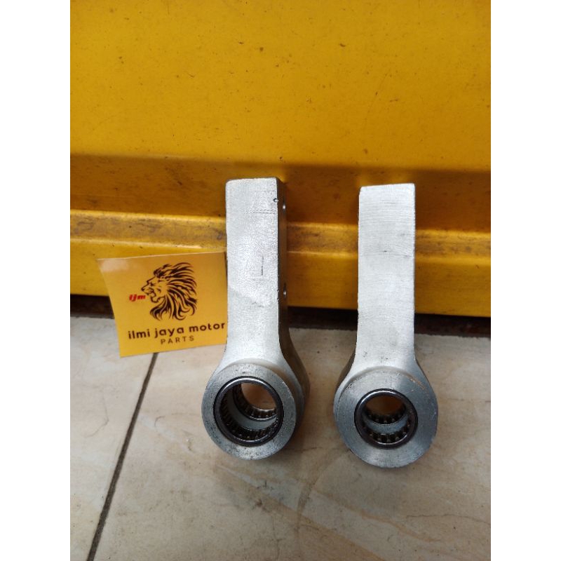 DUDUKAN SHOCK SHOK SKOK DEPAN VESPA PX (AS KECIL)